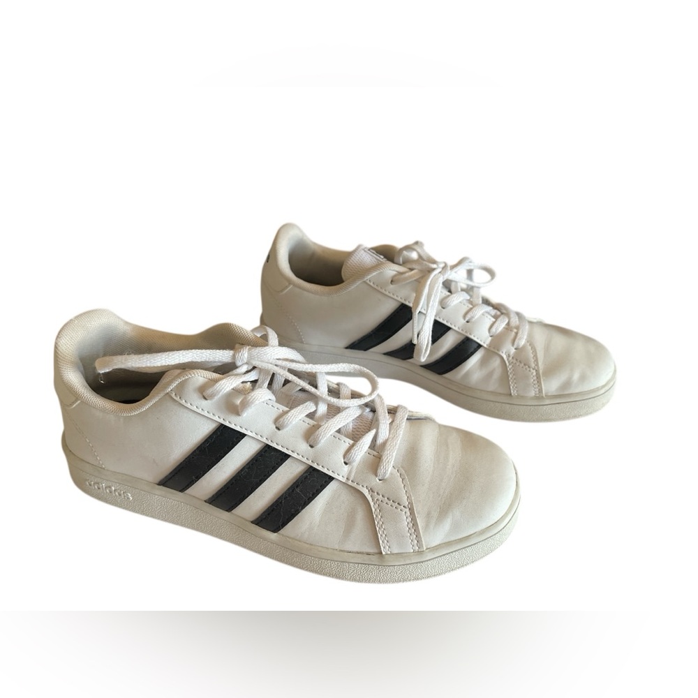 Adidas Grand Court Shoes